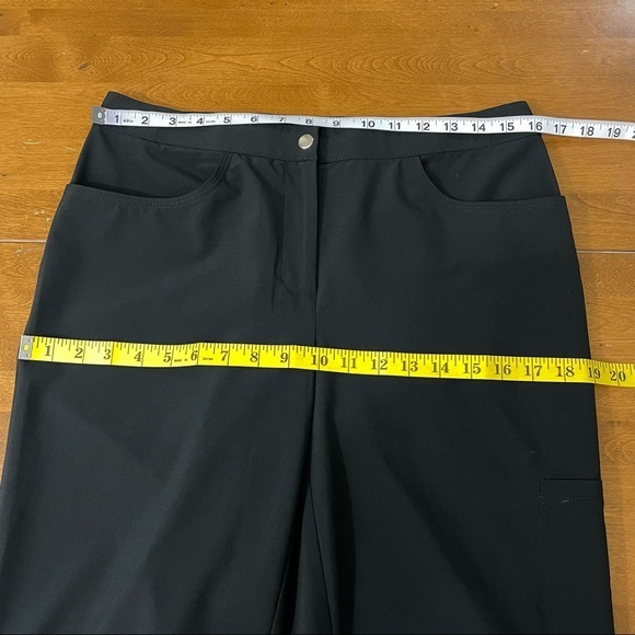Chico’s Weekends Women’s Black Crop Cropped Classic Lightweight Casual Pants 0.5 - Picture 3 of 10